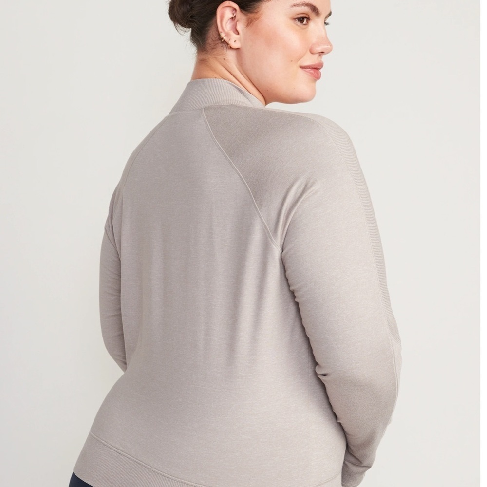 NEW Old Navy CozeCore Mock-Neck Cropped Rib-Paneled Top for Women, Size - 3X - Picture 3 of 3